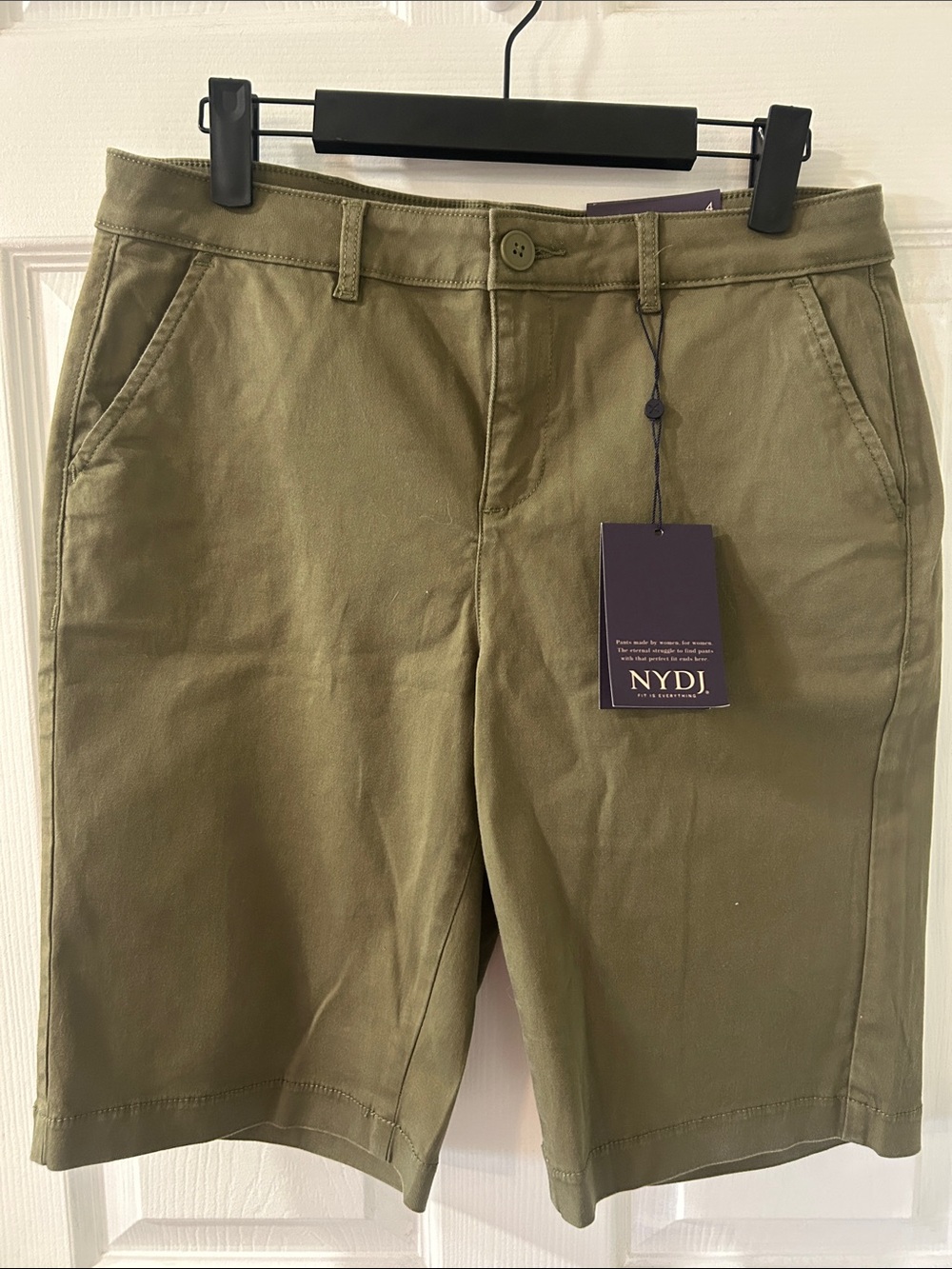 NYDJ Bermuda Short Bay Lead size 4 New